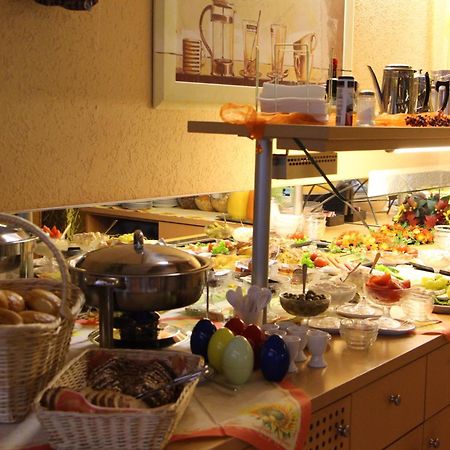 Sevda'S Hotel Garni Weinforth 维林根 外观 照片
