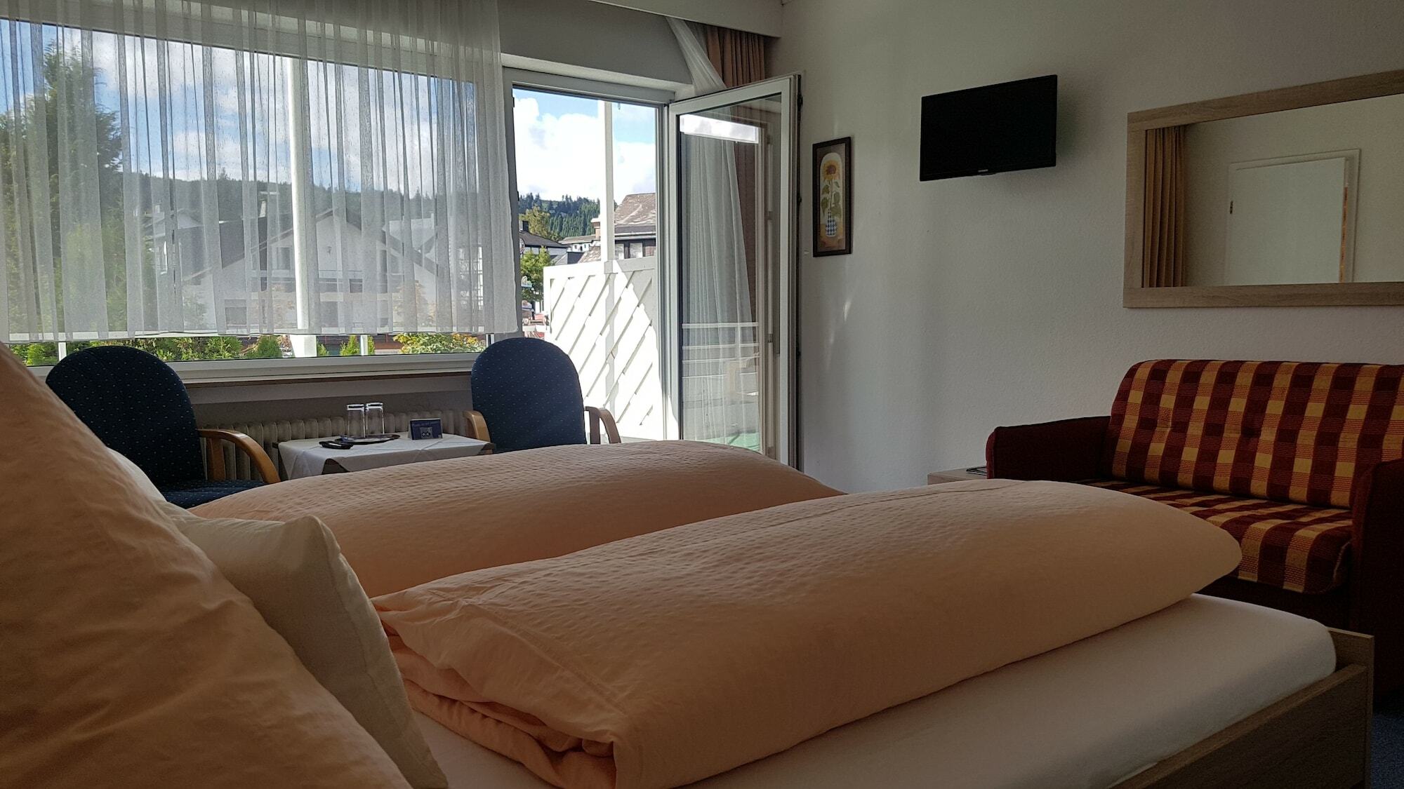 Sevda'S Hotel Garni Weinforth 维林根 外观 照片